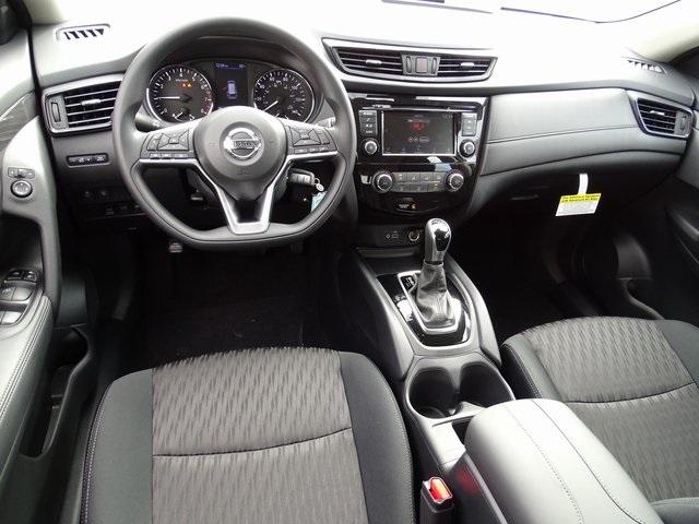 54776-3609-nissan-rogue-2020-22010