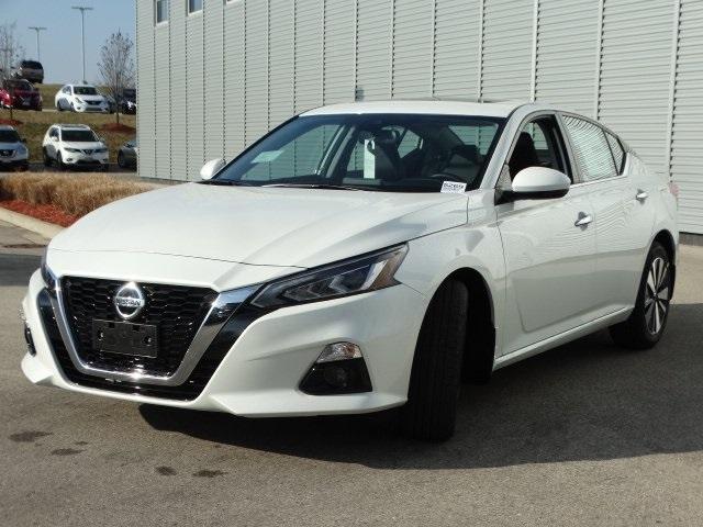 54794-3610-nissan-altima-2020-13610