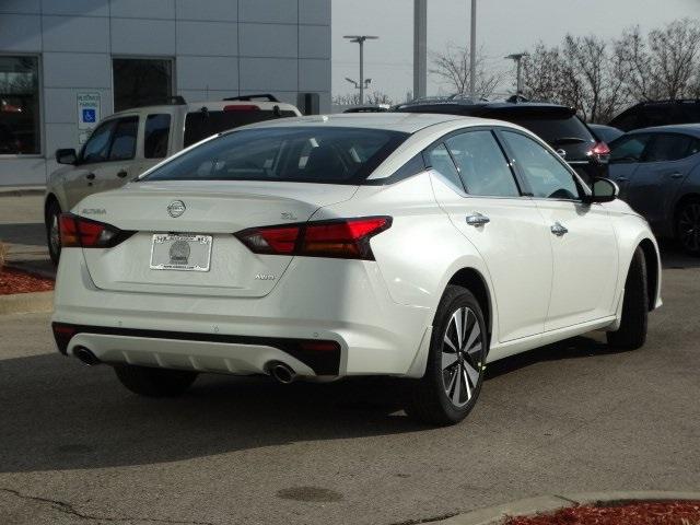 54803-3610-nissan-altima-2020-13610