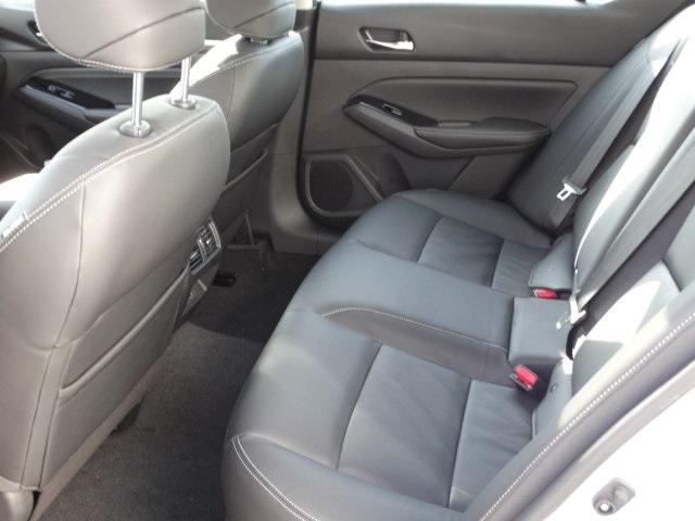 54807-3610-nissan-altima-2020-13610