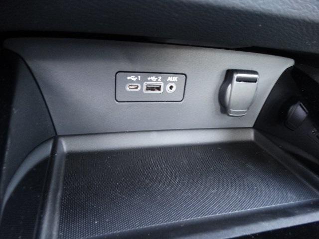54818-3610-nissan-altima-2020-13610
