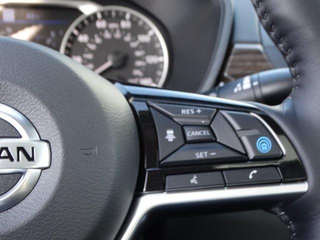 54823-3610-nissan-altima-2020-13610