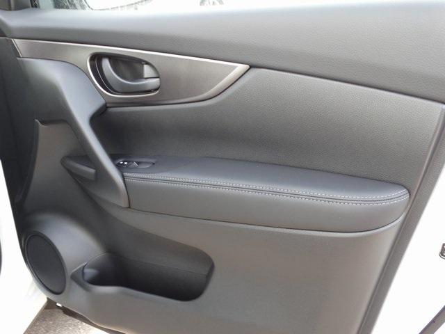 54832-3611-nissan-roguesport-2020-27010