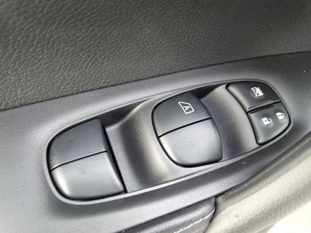 54846-3611-nissan-roguesport-2020-27010