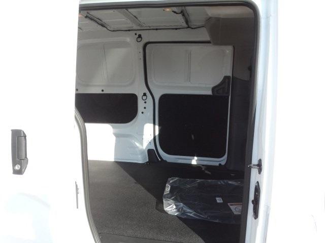 54962-3615-nissan-nv200-2020-66110