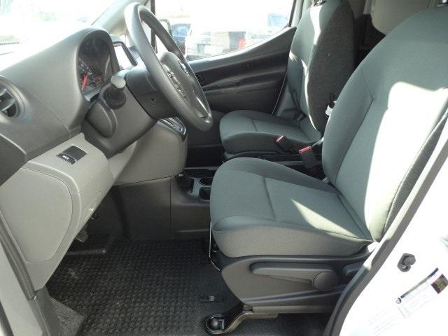 54970-3615-nissan-nv200-2020-66110