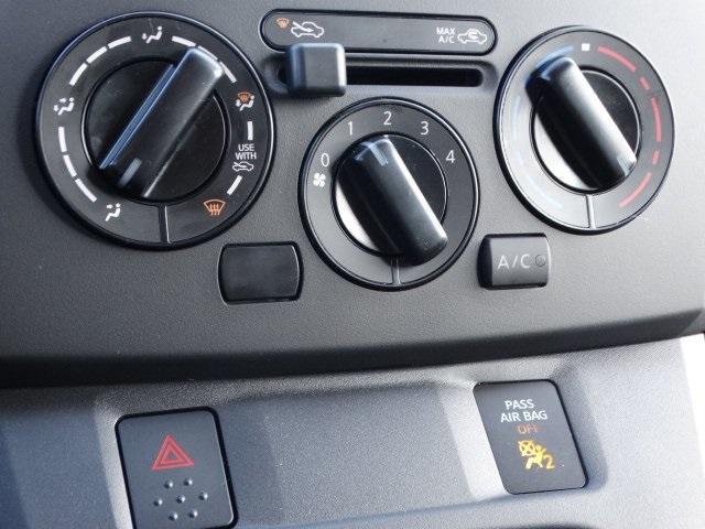 54978-3615-nissan-nv200-2020-66110