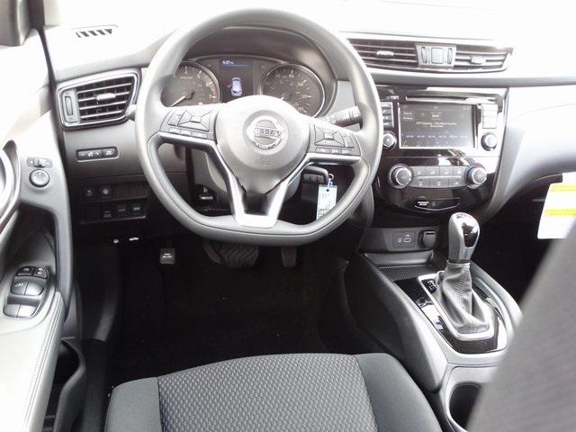 54999-3616-nissan-roguesport-2020-27010