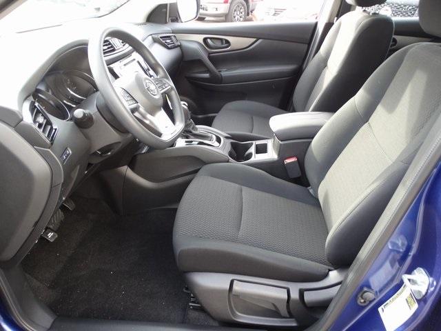 55000-3616-nissan-roguesport-2020-27010