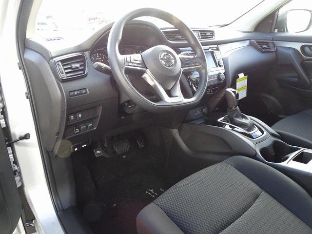 55033-3617-nissan-roguesport-2020-27010
