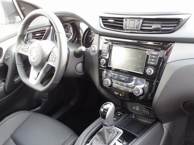 55049-3618-nissan-roguesport-2020-27410