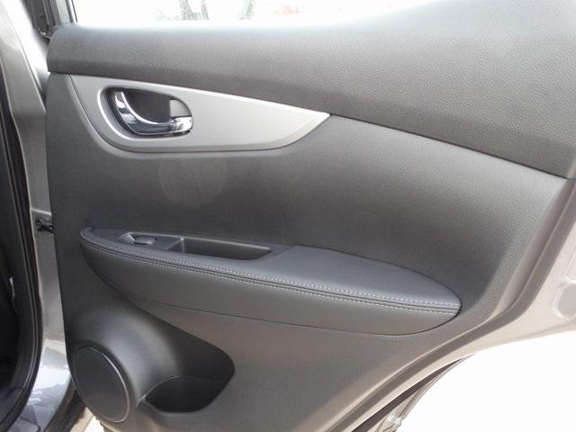 55051-3618-nissan-roguesport-2020-27410