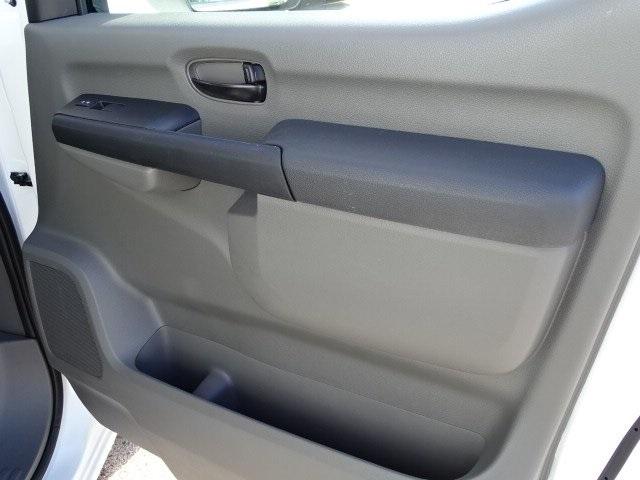 55115-3620-nissan-nv2500hd-2020-62010
