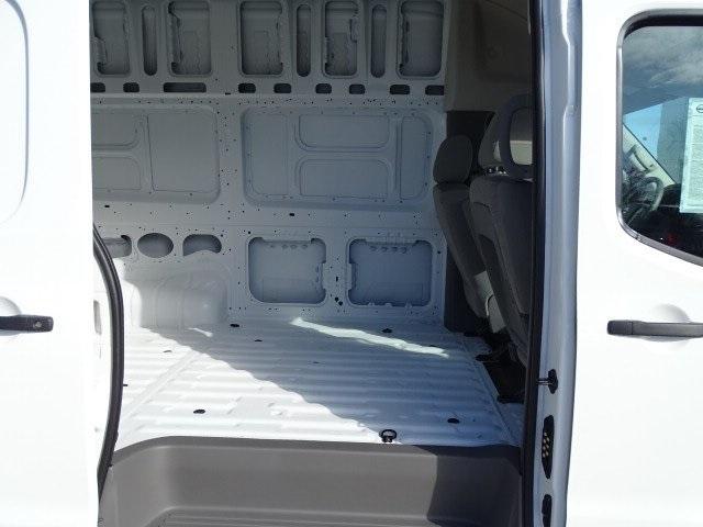 55116-3620-nissan-nv2500hd-2020-62010