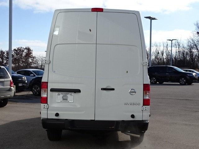 55121-3620-nissan-nv2500hd-2020-62010