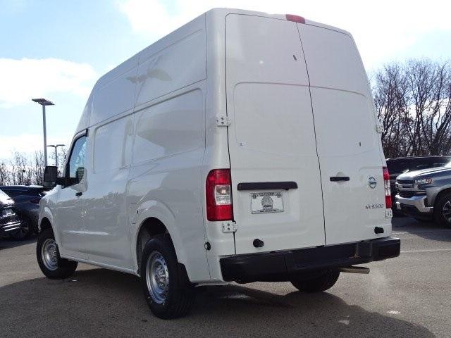 55122-3620-nissan-nv2500hd-2020-62010