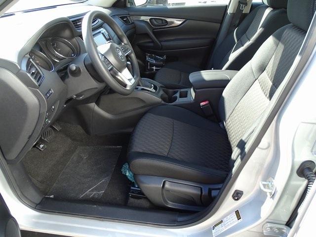 55156-3621-nissan-rogue-2020-22010