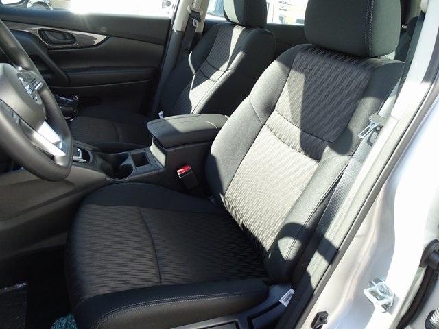 55157-3621-nissan-rogue-2020-22010