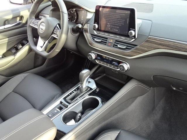 55207-3623-nissan-altima-2020-13610