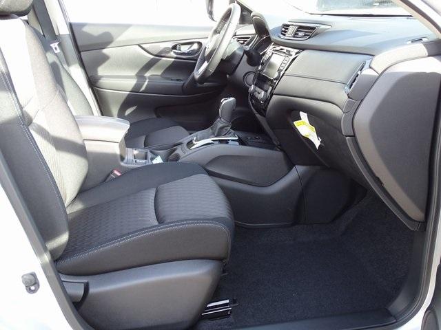 55242-3624-nissan-rogue-2020-22210