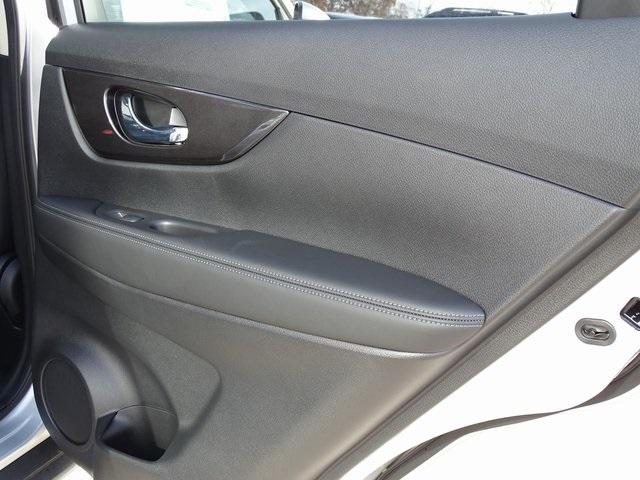 55246-3624-nissan-rogue-2020-22210