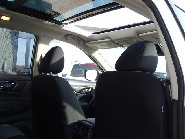 55247-3624-nissan-rogue-2020-22210