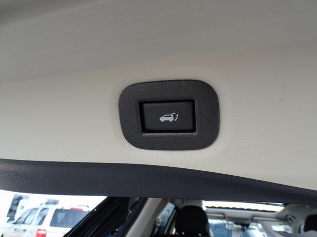 55254-3624-nissan-rogue-2020-22210