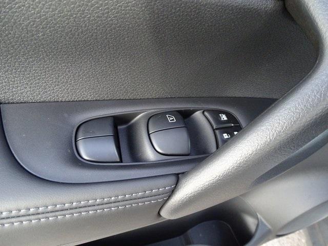55262-3624-nissan-rogue-2020-22210