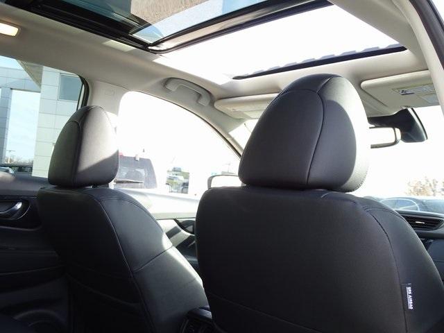 55286-3625-nissan-rogue-2020-22410