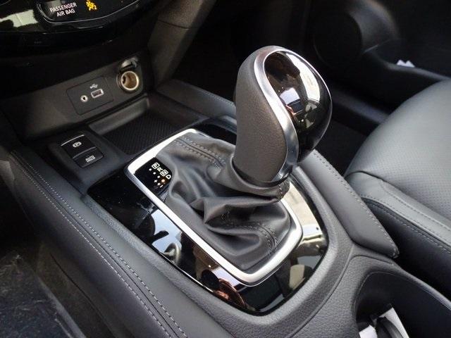 55305-3625-nissan-rogue-2020-22410