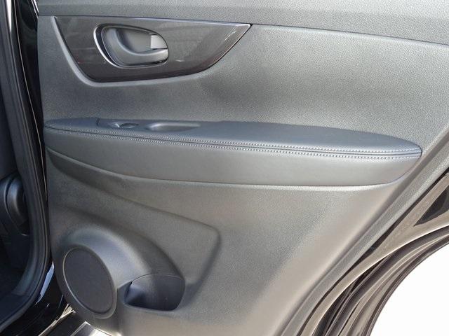 55323-3626-nissan-rogue-2020-22010