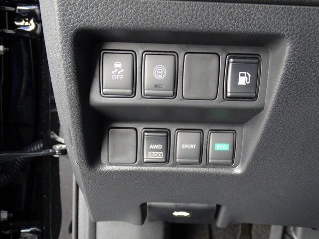 55337-3626-nissan-rogue-2020-22010