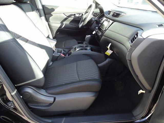55352-3627-nissan-rogue-2020-22010