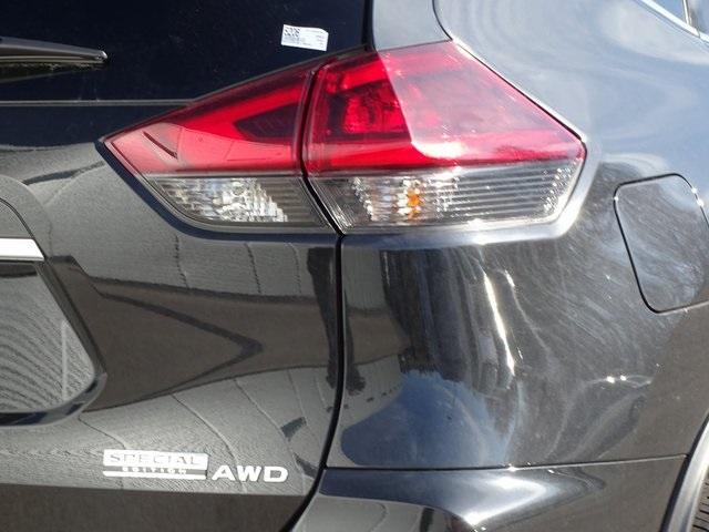 55356-3627-nissan-rogue-2020-22010