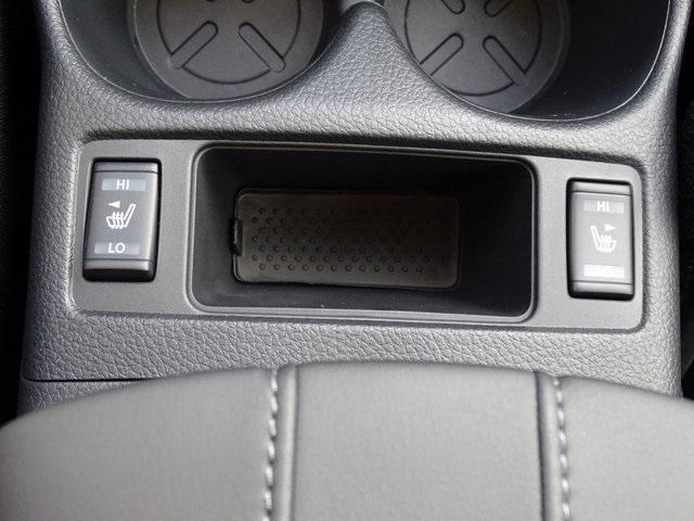 55367-3627-nissan-rogue-2020-22010