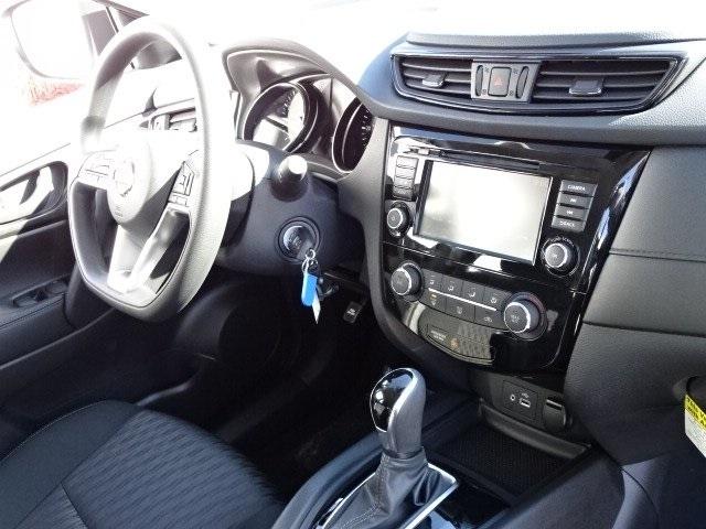 55381-3628-nissan-rogue-2020-22010