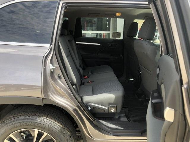 5539-toyota-highlander-2019-6942