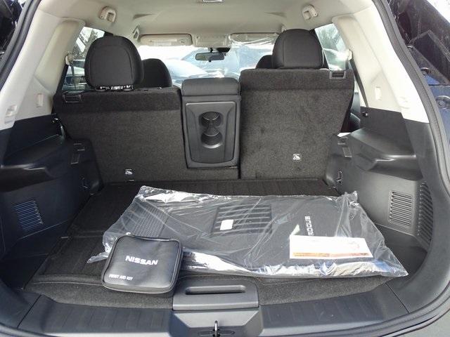 55420-3629-nissan-rogue-2020-22010