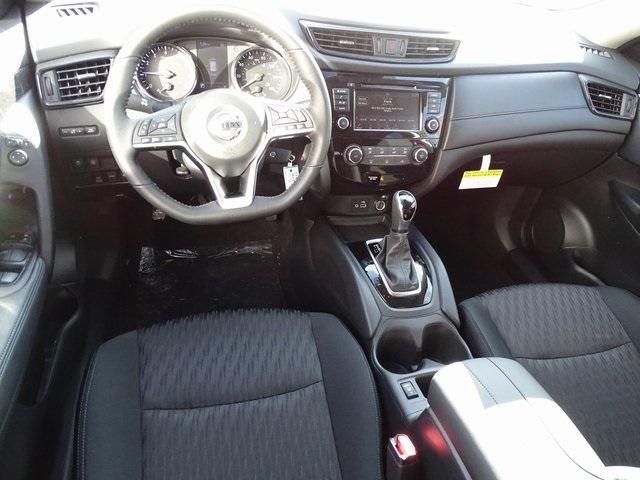 55422-3629-nissan-rogue-2020-22010