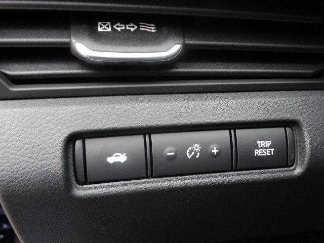 55458-3630-nissan-altima-2020-13110