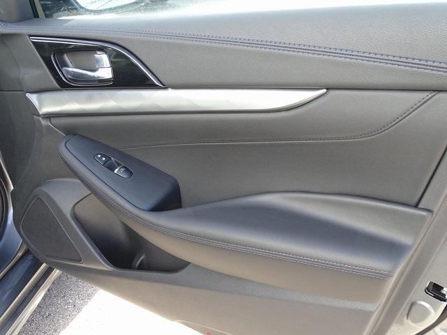 55476-3631-nissan-maxima-2020-16010