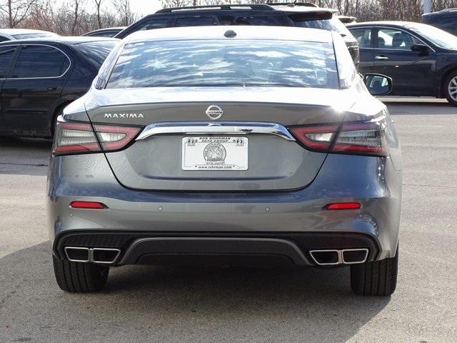 55480-3631-nissan-maxima-2020-16010