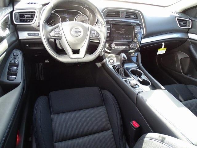 55483-3631-nissan-maxima-2020-16010