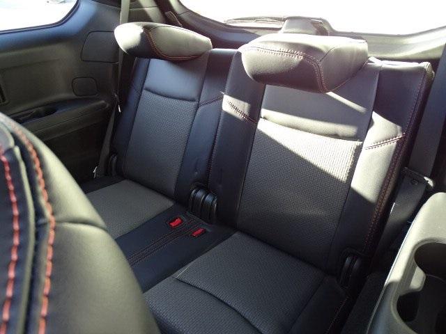 55514-3632-nissan-pathfinder-2020-25210