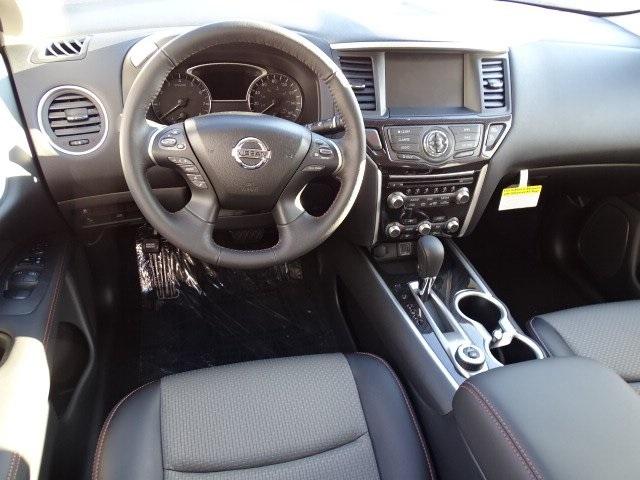 55516-3632-nissan-pathfinder-2020-25210