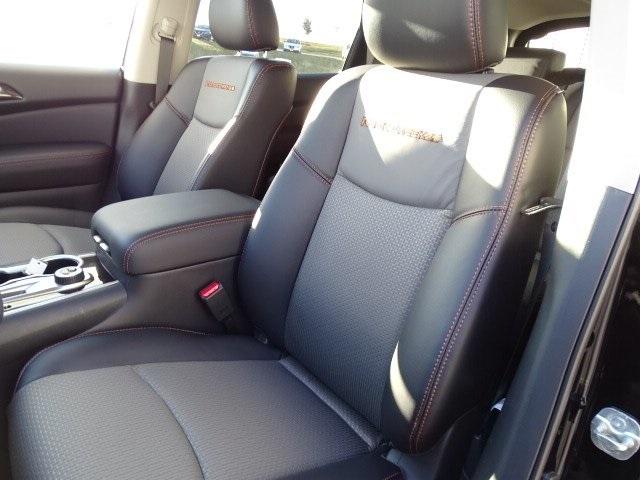 55519-3632-nissan-pathfinder-2020-25210