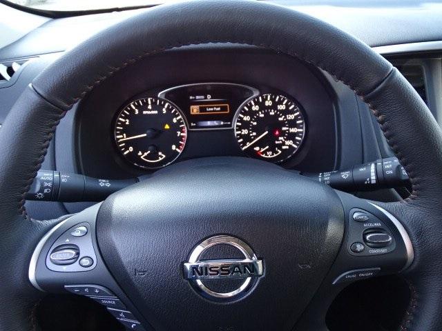 55535-3632-nissan-pathfinder-2020-25210