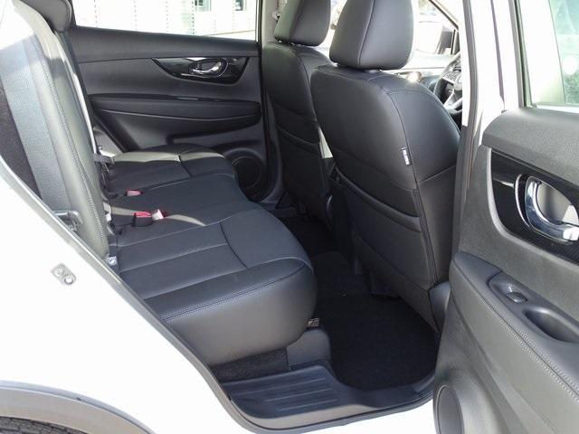 55545-3633-nissan-rogue-2020-22410