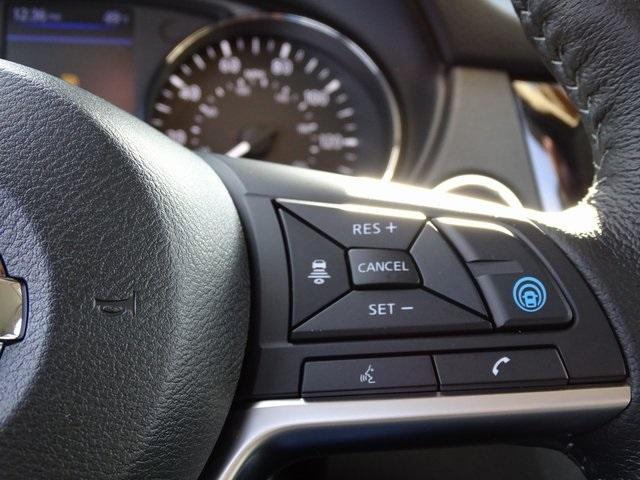 55571-3633-nissan-rogue-2020-22410