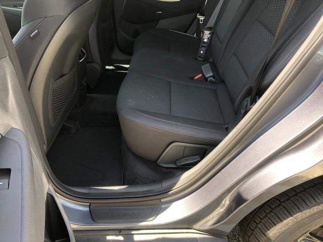 5558-hyundai-tucson-2019-